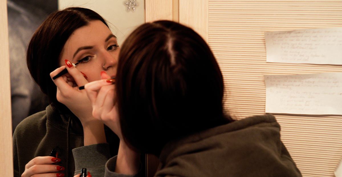 11 Best Eyeliners for Wider-Looking Eyes